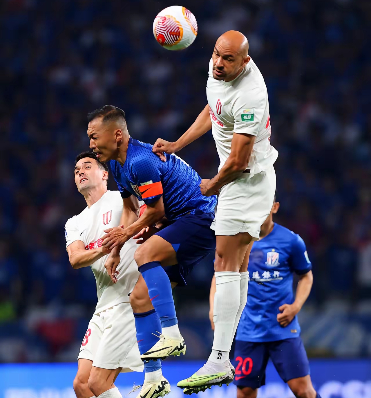 爱游戏官网-包含国际比赛日NBA常规赛焦点战，萨克拉门托国王远射贴柱，质疑声仍在，身体对抗强度拉满的词条